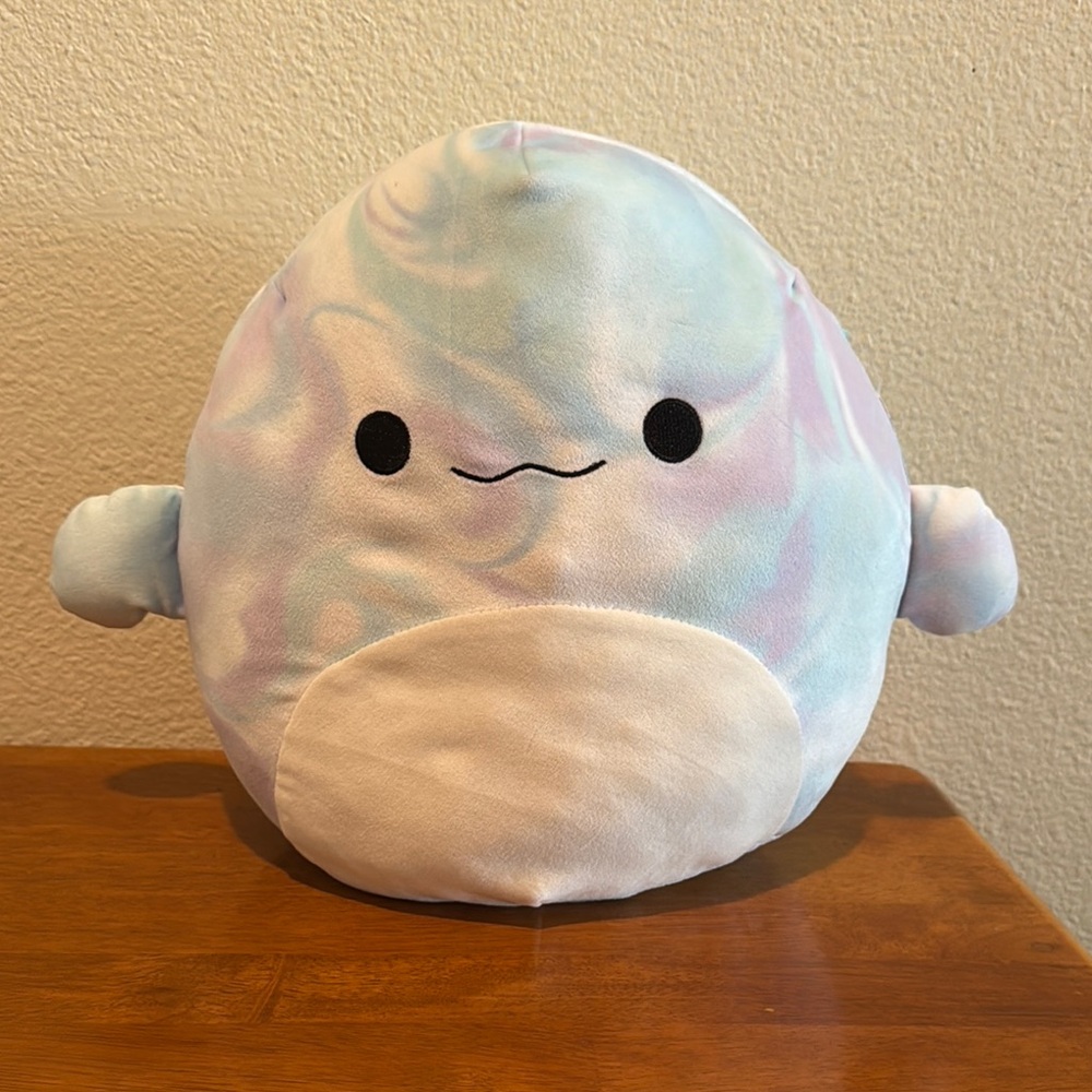 Squishmallow- Laslow